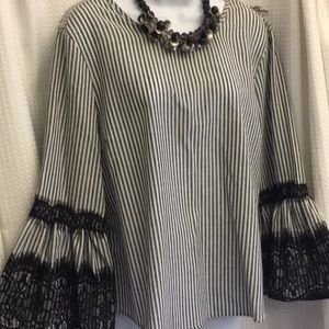 Black & white bell sleeve top with black lace trim